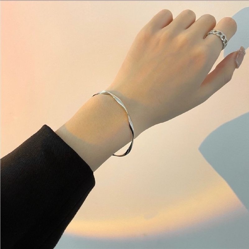 👗台灣現貨🌿歐美珠珠扭結金屬手環 幾何扭曲手環 螺旋手環 波浪手環 開口手環 冷淡風簡約百搭手鐲-細節圖3