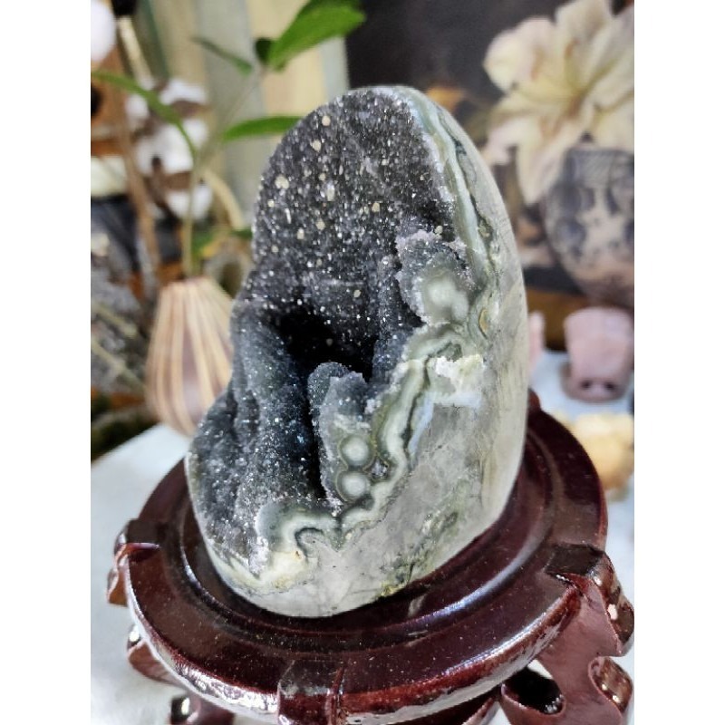 ✡️烏拉圭🇺🇾水晶原礦紫水晶 紫晶鎮 黑碧異象共生 二次結晶 內凹財眼 防幅攝電磁波 消磁 净化 開運 700g-細節圖4