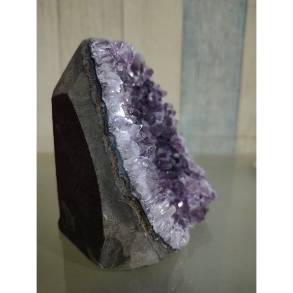 ✡️紫水晶 晶陣 防幅攝 消磁 净化 水晶原石 天然紫水晶 晶簇擺件 原礦 內凹 895g-細節圖5