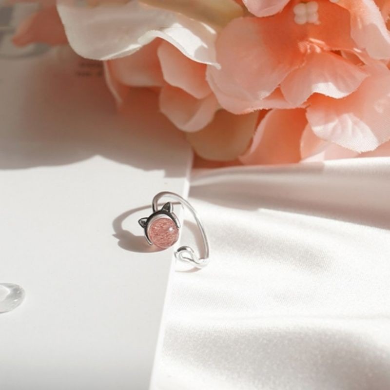💍台灣現貨🌿S925銀戒指草莓水晶貓開口戒指 貓咪運轉石戒指 運轉著桃花石 招桃花 招人緣-細節圖2