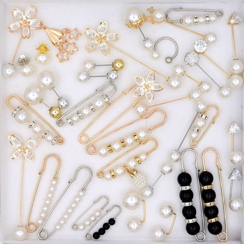 🌺台灣現貨🌿高檔胸針女珍珠防走光扣一字插針 固定衣服開衫小別針 收腰神器 高檔扣針胸花配飾 防走光別針 胸針-細節圖4