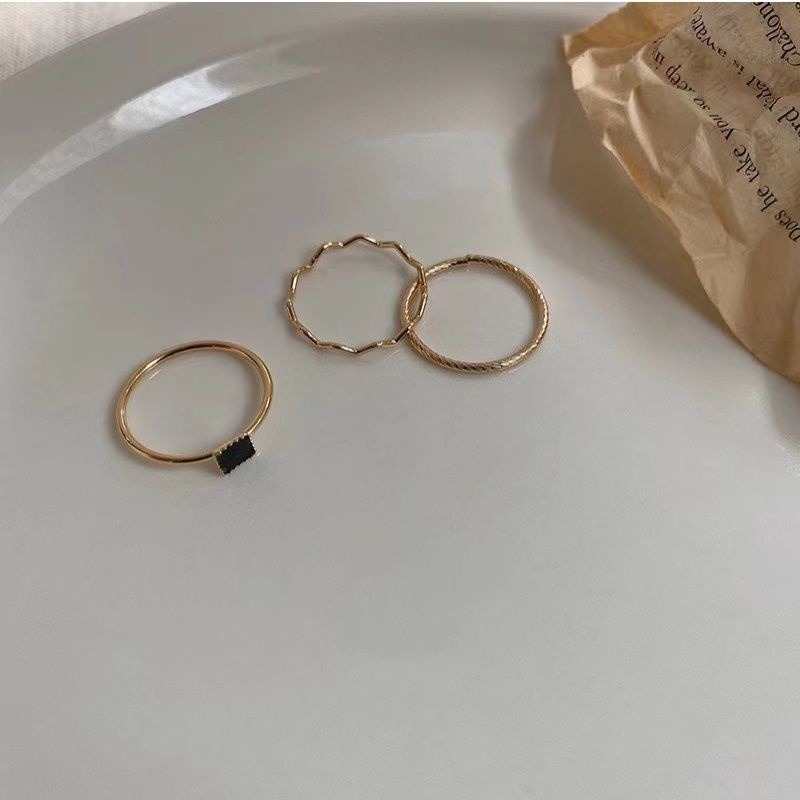 💍台灣現貨 🌿韓國三件套素圈戒指時尚ins潮網紅冷淡風輕奢小眾設計感簡約食指環【O9】-細節圖6