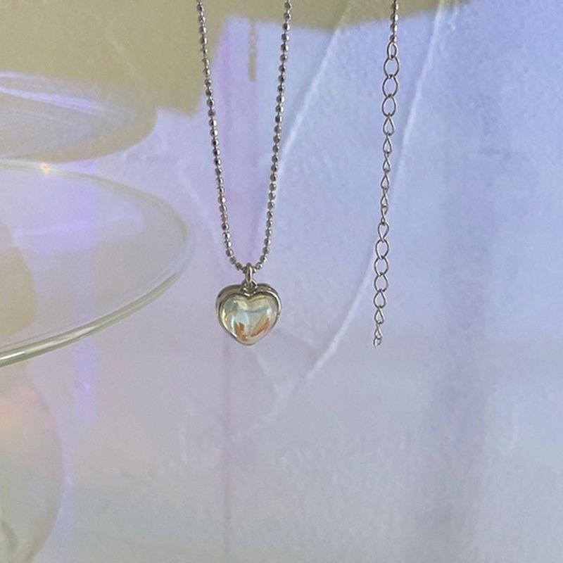 👗台灣現貨🌿日韓ins風 極簡愛心月光石吊墜項鍊 秀氣小巧設計感項鍊 上班族學生必備 溫柔氣質 鎖骨鏈【Q15】-細節圖10