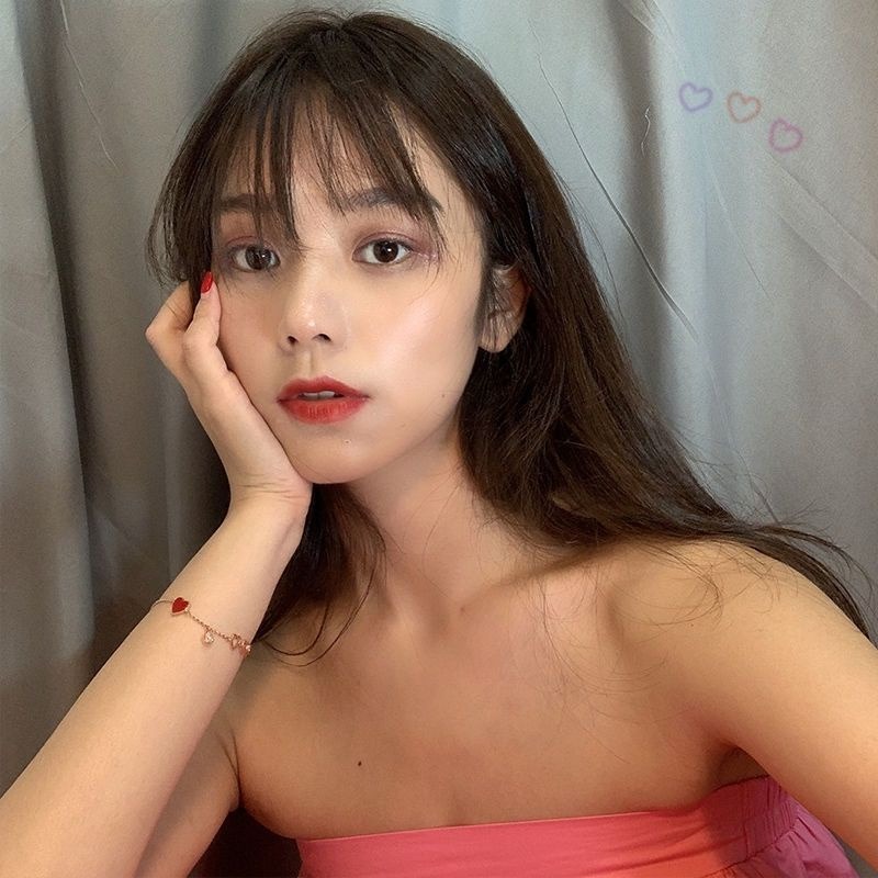 🌹台灣現貨滿🌿 甜美系愛心手鏈 韓國東大門新款玫瑰金手環 心形吊墜鏤空手鏈 氣質簡約ins小眾設計手飾-細節圖2