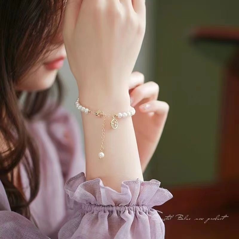 👗台灣現貨🌿復古溫柔祈福手鏈ins小眾珍珠流蘇福牌手鏈閨蜜手飾簡約冷淡風珍珠手鏈【IO11】-細節圖5