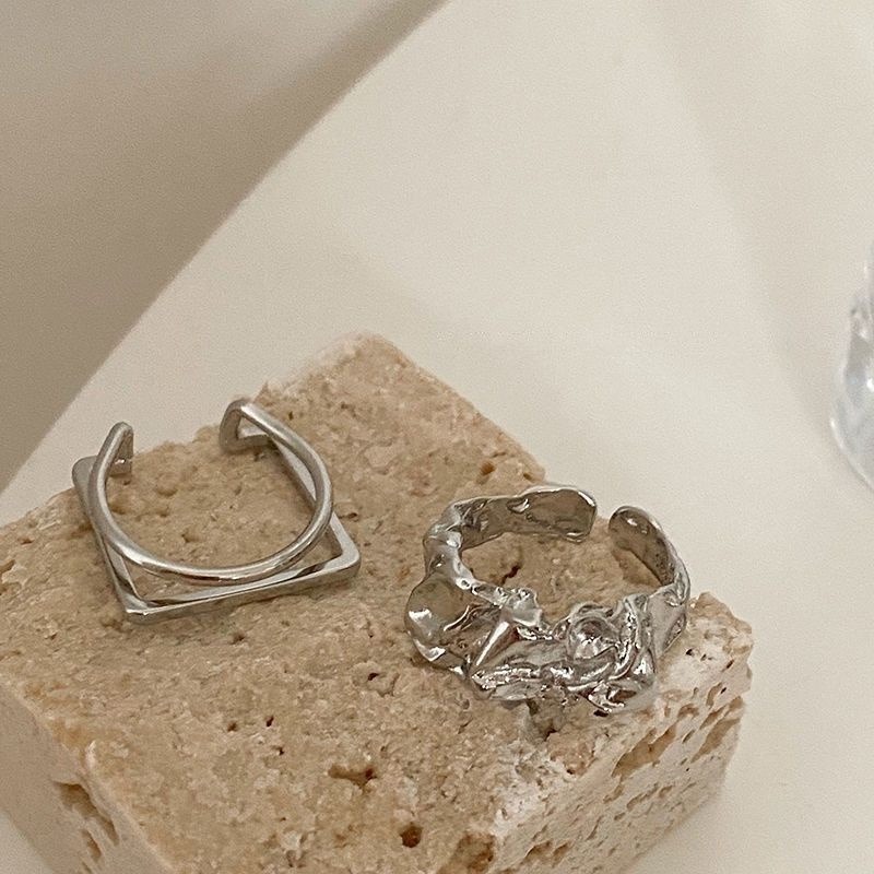 💍台灣現貨🌿韓國INS博主推薦銀色褶皺食指開口銀戒指女小眾設計ins潮冷淡風高級時尚個性指環【O31】-細節圖6