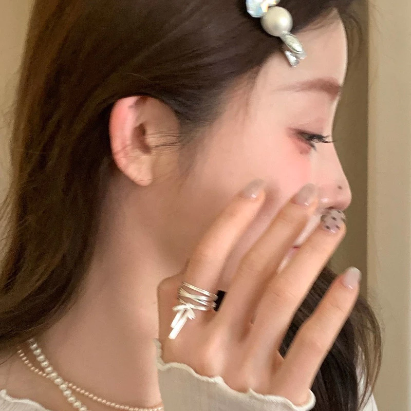 💍台灣現貨🌿芭蕾風蝴蝶結絲帶開口戒指 女生新款小衆獨特設計感可調整指環 網紅時尚個性食指戒【O76】-細節圖4