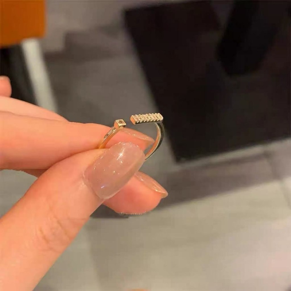 💍台灣現貨🌿新款法式細版微鑲鑽釘子戒指 簡約輕奢小眾設計精緻疊戴食指戒指環【O77】-細節圖8