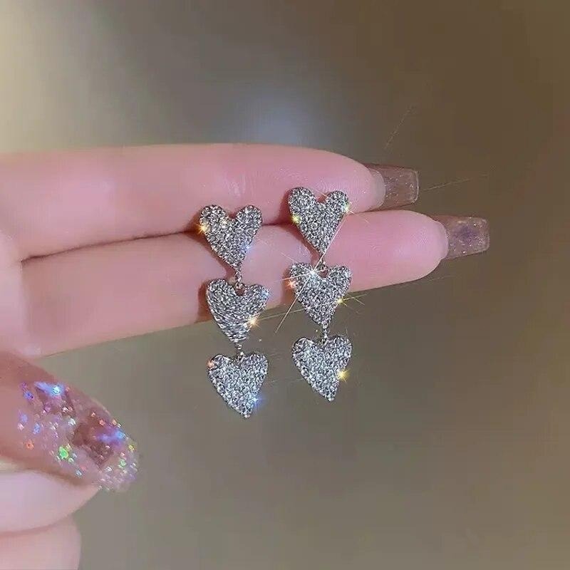 💖台灣現貨🌿輕奢甜美氣質925銀針 閃亮心形吊墜耳環 小眾設計滿鑽心連心時尚耳環【G496】-細節圖3