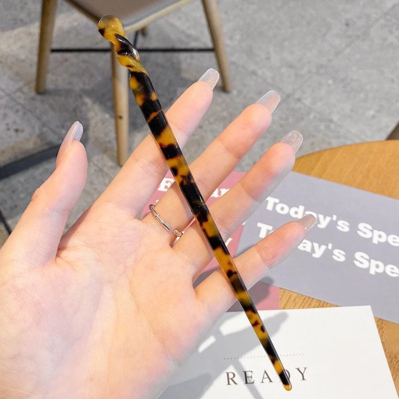 ✨台灣現貨🌿 韓國INS幾何醋酸極簡一字髮簪  玳瑁大理紋盤髮髮插 小眾現代日常髮釵髮簪釵子盤髮-細節圖4