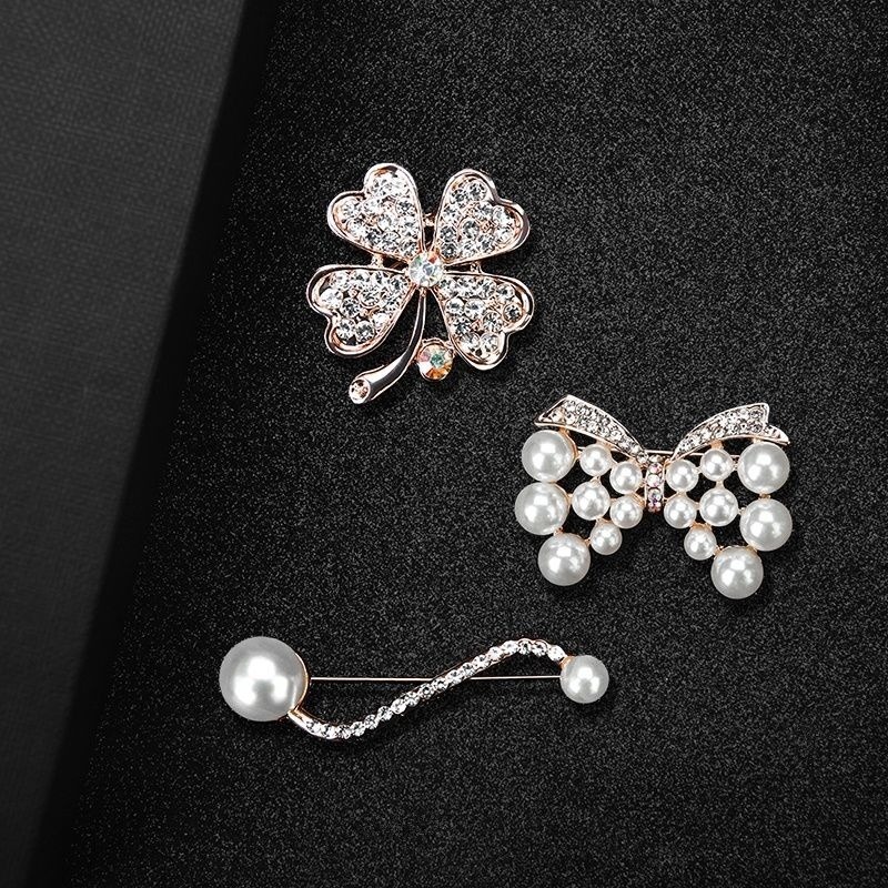 🔥台灣現貨 🌿日韓高級感胸針 🎀別針 固定衣服 防走光扣針 鑲鑽胸針 珍珠胸針 簡約 百搭 氣質 必備【I1】-細節圖7