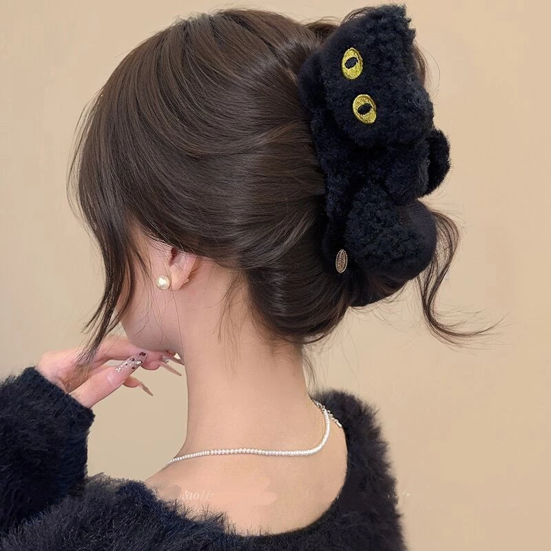 ✨台灣現貨🌿可愛毛絨貓咪鯊魚夾 韓系INS休閒百搭氣質後腦勺髮飾 盤髮髮夾 抓夾 韓式髮夾【M125】-細節圖2