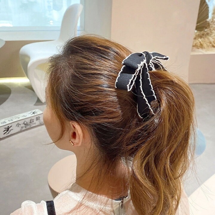 ✨台灣現貨🌿日系小香風~黑白色蝴蝶結香蕉夾 豎夾 氣質甜美百搭一字夾蝴蝶結馬尾夾【N147】-細節圖3