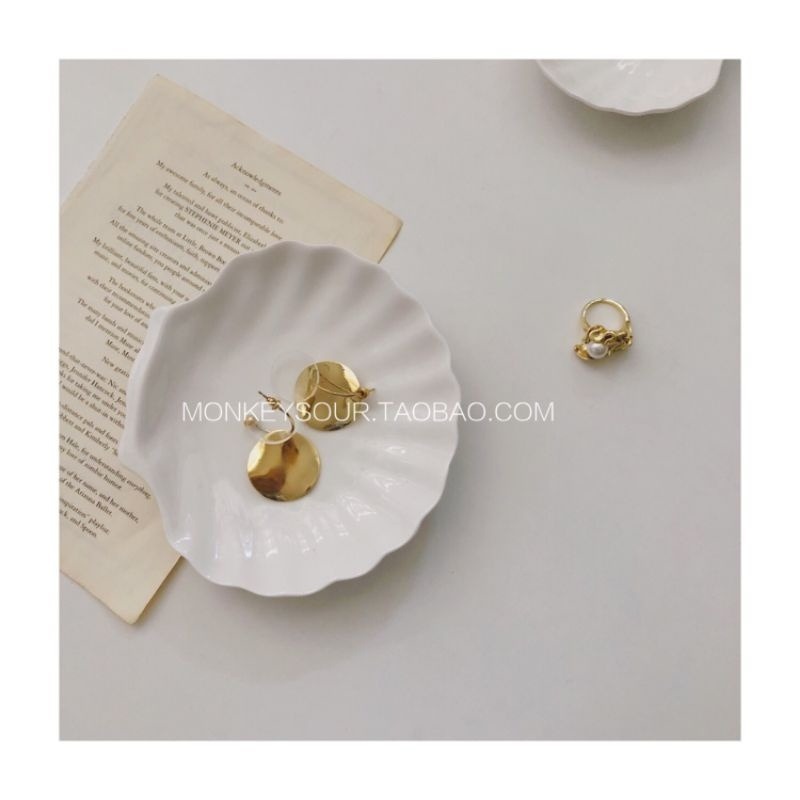 💄台灣現貨🌿 ins簡約復古白色陶瓷貝殼首飾收納盤 飾品盤 點心盤 蠟燭盤 擺拍飾品盤 vintage小碟子-細節圖6