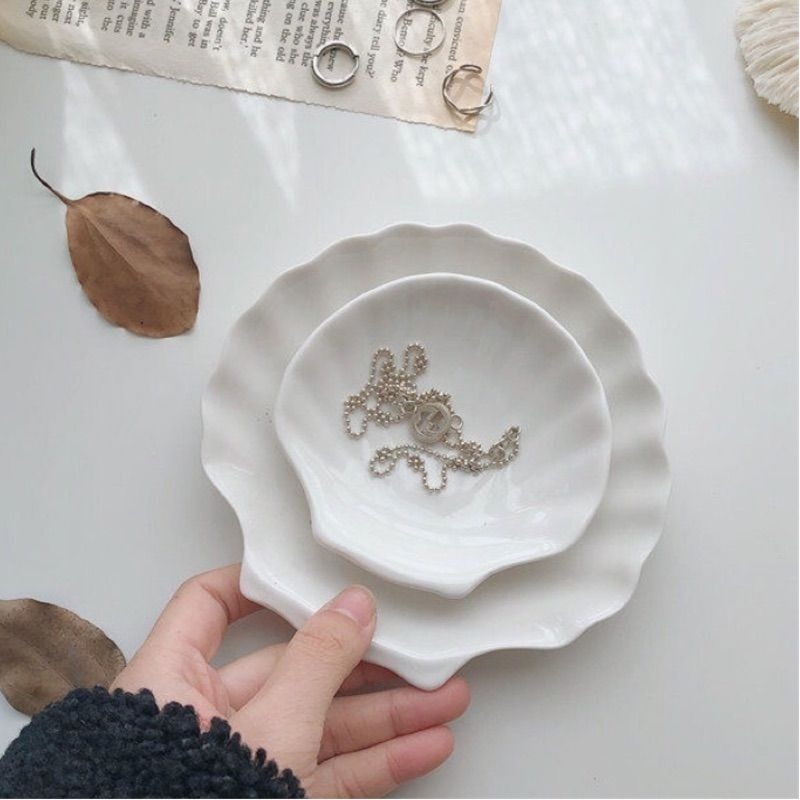 💄台灣現貨🌿 ins簡約復古白色陶瓷貝殼首飾收納盤 飾品盤 點心盤 蠟燭盤 擺拍飾品盤 vintage小碟子-細節圖9