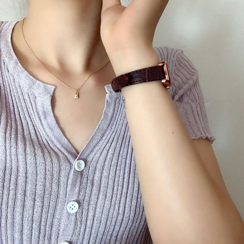 👗台灣現貨🌿韓國大熱款超mini鎖頭字母H吊墜金色短項鍊現貨 簡約鎖骨鍊頸項鍊 IG博主同款百搭女生短鍊-細節圖9