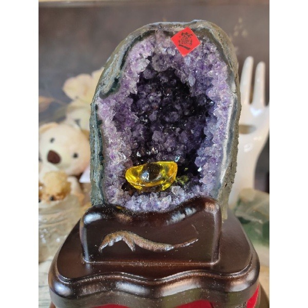 💰天然烏拉圭紫水晶洞 迷你小顆晶洞 帶官帽 二次結晶方解石、鈦晶 綠瑪瑙邊線 附訂製木座 送元寶1176g-細節圖7