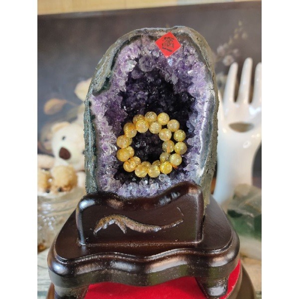 💰天然烏拉圭紫水晶洞 迷你小顆晶洞 帶官帽 二次結晶方解石、鈦晶 綠瑪瑙邊線 附訂製木座 送元寶1176g-細節圖9