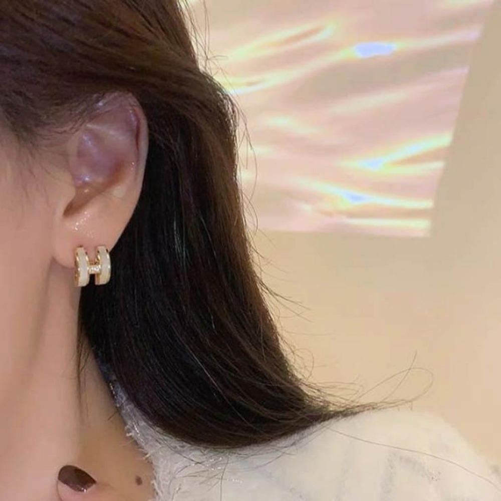 💖台灣現貨🌿925銀針 微鑲鑽H字母耳環 氣質小眾設計感冷淡風小巧復古耳釘耳環【G124】-細節圖3