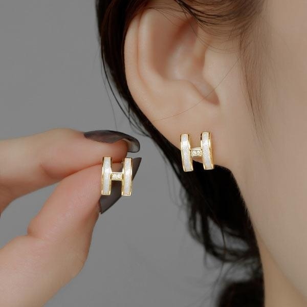 💖台灣現貨🌿925銀針 微鑲鑽H字母耳環 氣質小眾設計感冷淡風小巧復古耳釘耳環【G124】-細節圖5