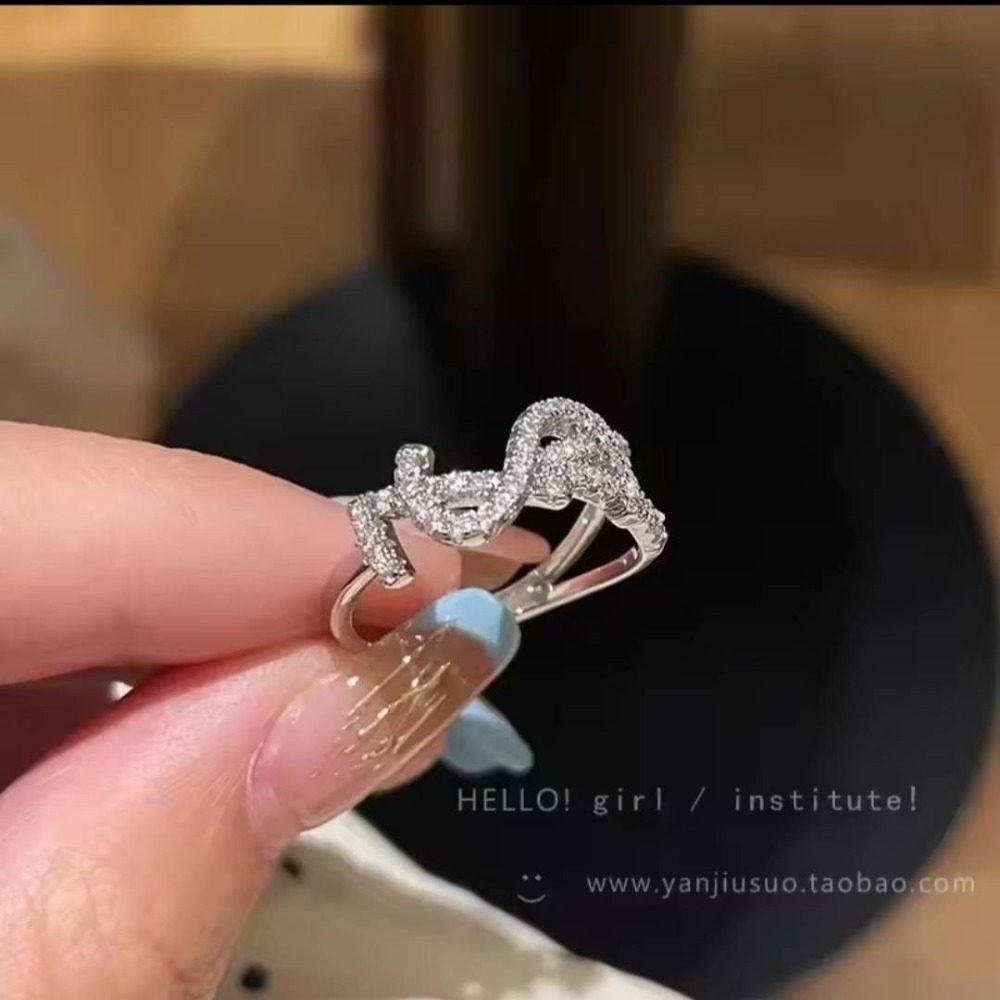 💍台灣現貨🌿超閃字母鋯石開口戒指 小眾設計時尚個性食指戒指【O82】-細節圖8