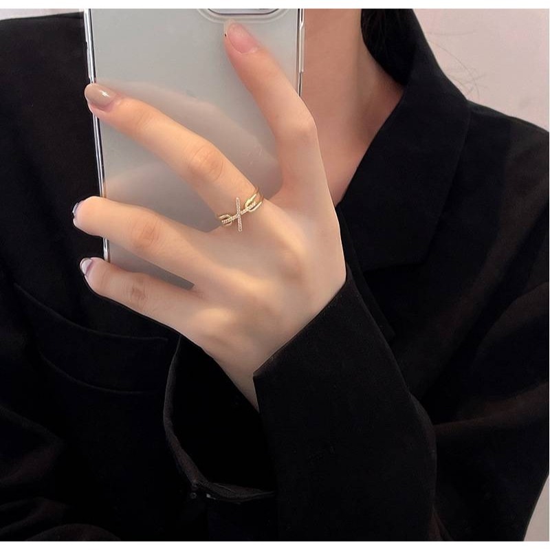💍台灣現貨🌿X字形鋯石戒指 簡約幾何形交叉女ins潮小眾設計指環 食指戒可調節開口個性手飾【O85】-細節圖11