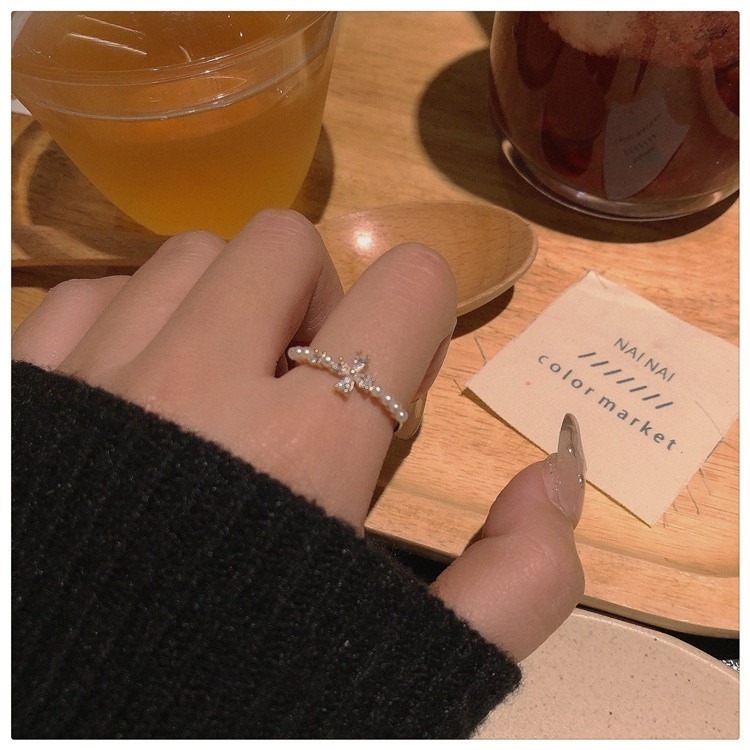 💍台灣現貨🌿韓系極細鋯石珍珠戒指 ~小花朵甜美超閃 ins網紅開口百搭可調節戒指 指環【O87】-細節圖8