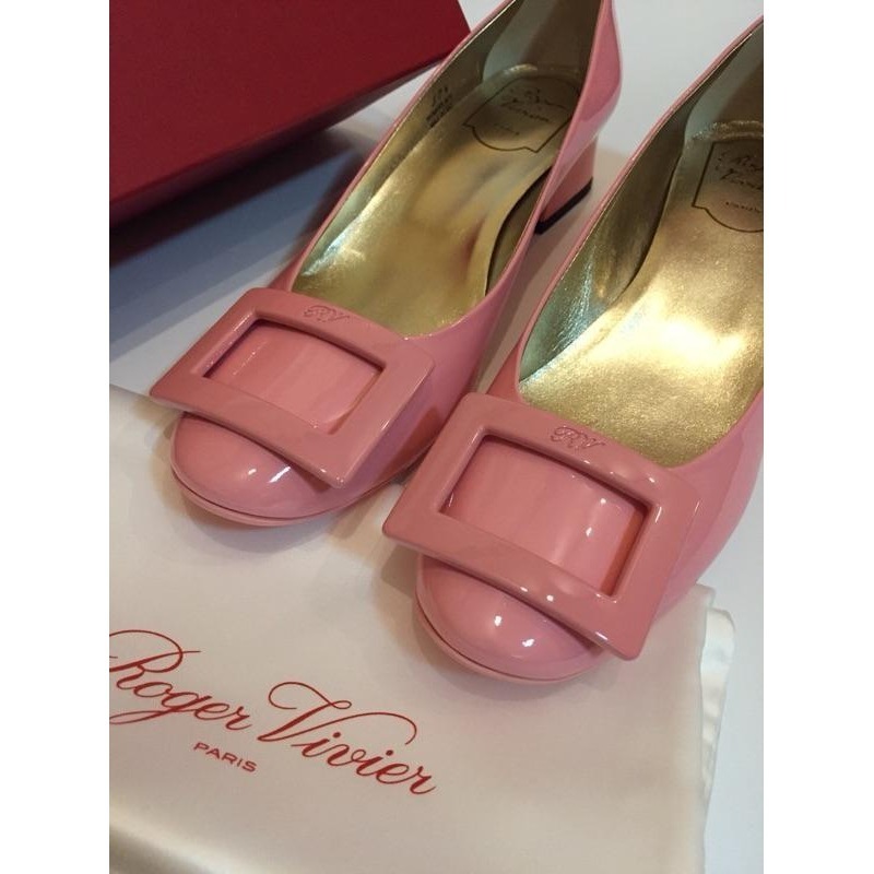 ［全新］正品Roger Vivier Belle De Nuit 粉紅色漆皮低跟圓頭鞋 gommette 經典不敗百搭-細節圖2
