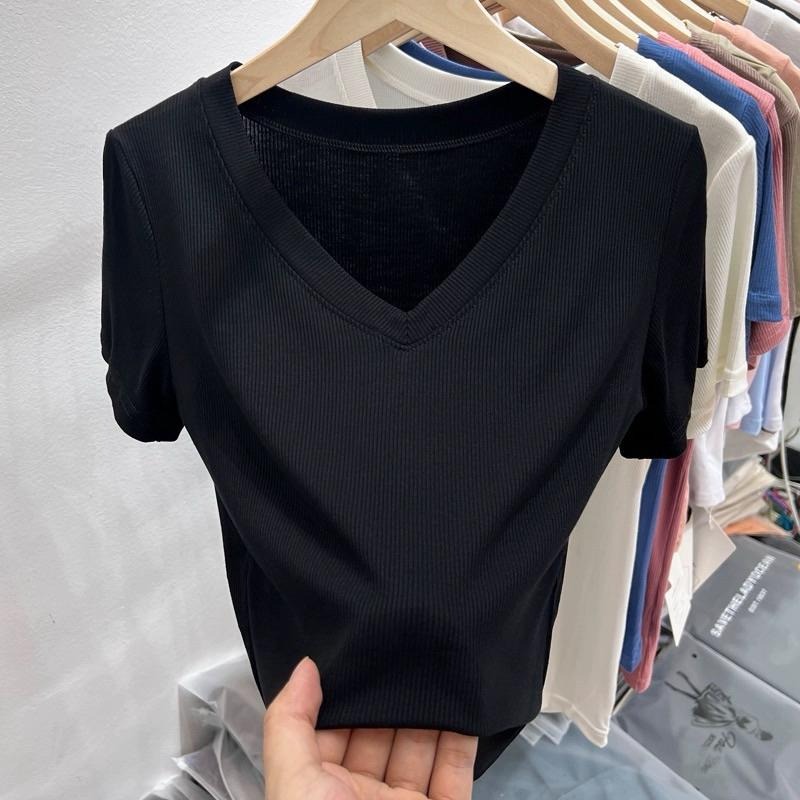 ［全新］冰絲螺紋 涼感 黑色休閒V領素面無印風短袖彈性t恤 極簡修身顯瘦上衣-細節圖2