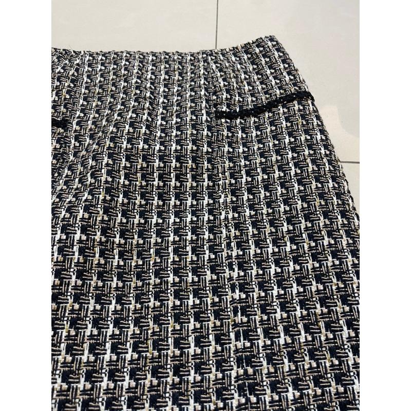 [二手極新］專櫃品牌jin小香風黑白金編織短裙m號-細節圖2