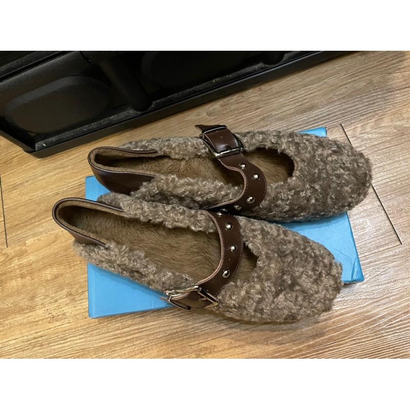 ［全新］韓代灰棕咖啡色美拉德色系毛毛鞋低跟羔羊毛鞋墊兔毛真皮娃娃鞋拖鞋兩穿39號跟雪地靴一樣保暖-細節圖2