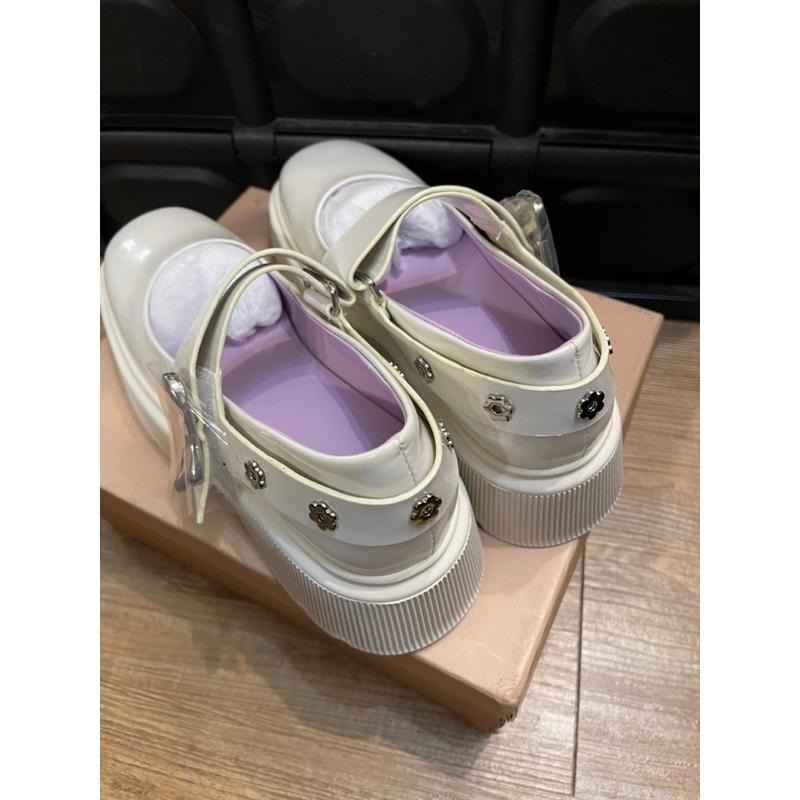 ［全新］ 圓頭頭厚底防水台真皮米白色瑪麗珍鞋 亮面牛皮內裡羊皮娃娃鞋38號 d+af韓國女團舒華款new jeans-細節圖3