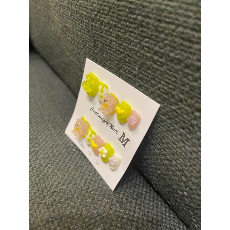 [全新現貨］草綠色立體小熊愛心兔子手繪水滴造型可愛彩色多巴胺手工穿戴甲穿戴式美甲片m號短方圓-細節圖2
