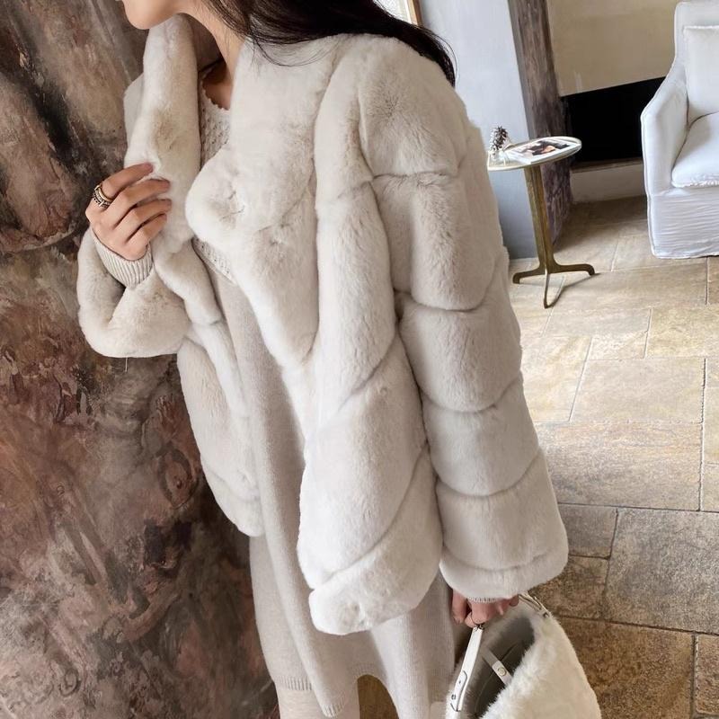 ［全新］ZOWZOW嗆口小辣椒 名媛氣質立領獺兔毛皮草外套披肩斗篷 皮草本色 年輕貴婦人間香奈兒-細節圖4