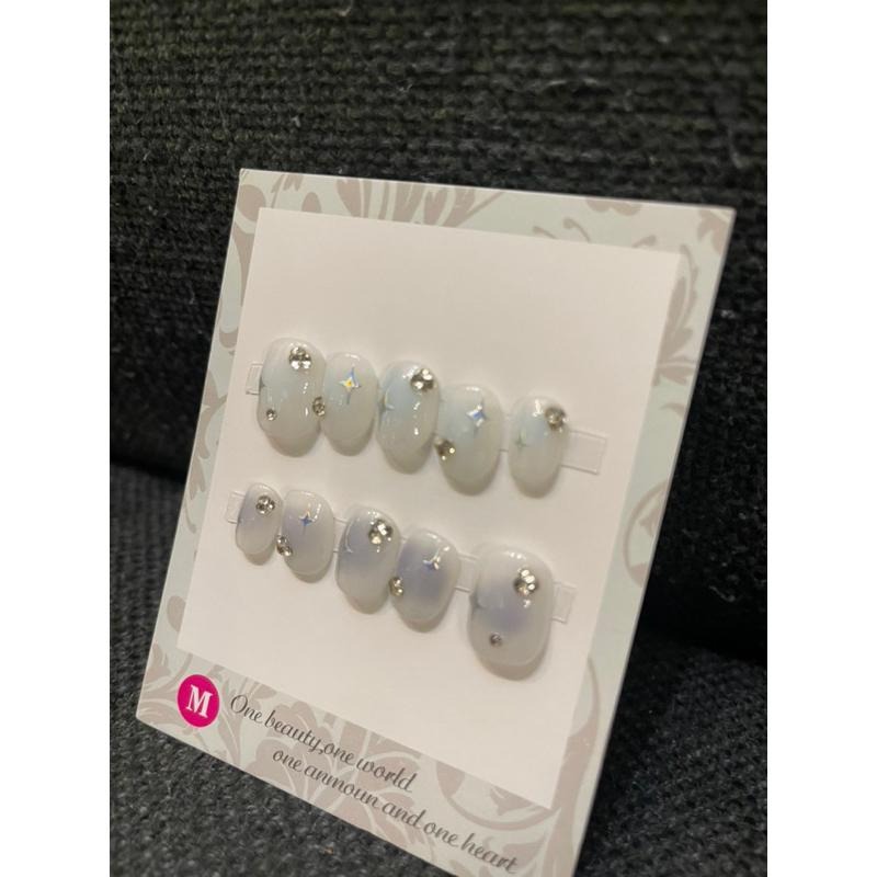 ［全新現貨］白色系腮藍腮紫鴛鴦甲亮片方鑽水晶穿戴甲穿戴式美甲短甲短方圓m號-細節圖2