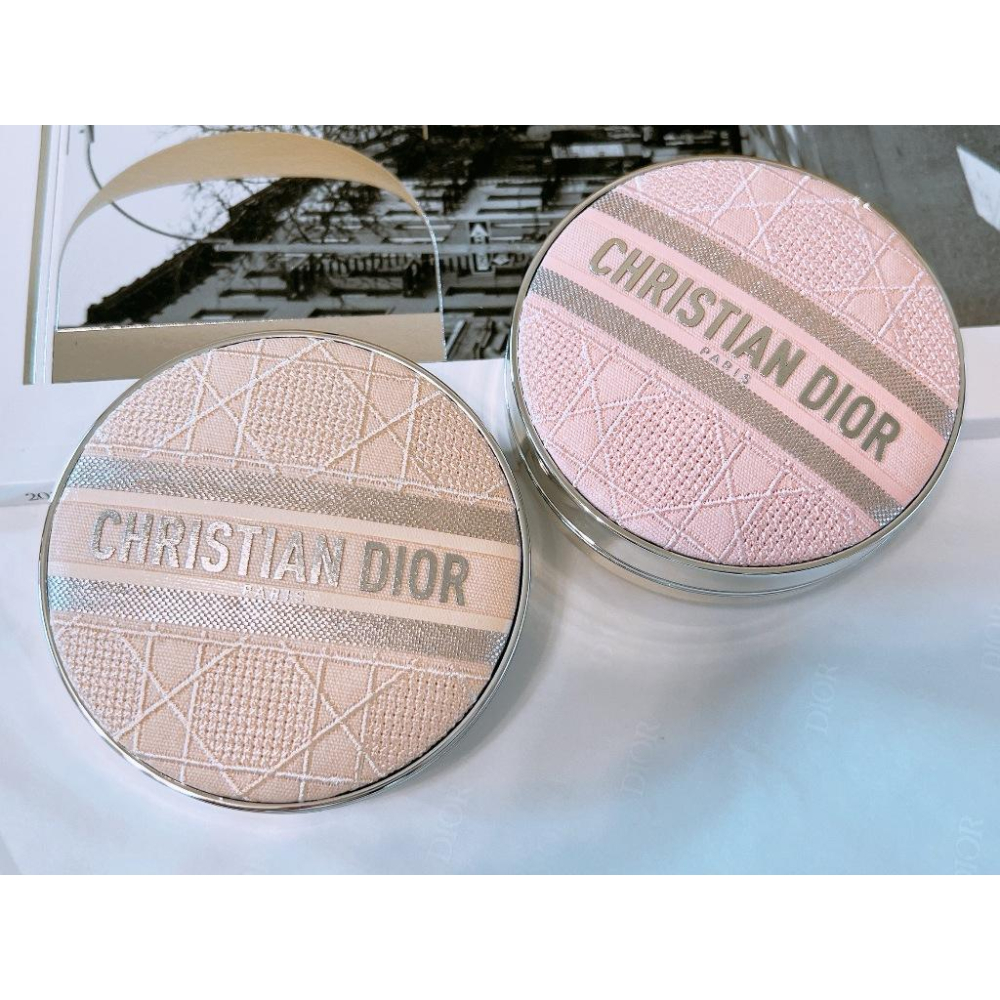 Dior 迪奧 超完美氣墊外殼 奇幻星願/巴黎地圖/粉色/杏色/漆皮/刺繡藤格紋 專櫃貨-細節圖4