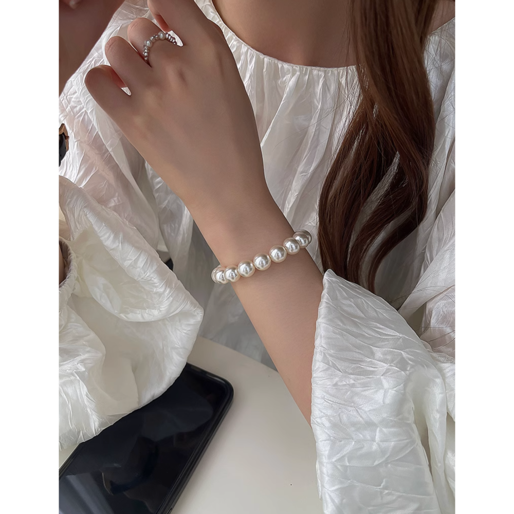 原創手作。法式精緻氣質必備 多尺寸疊戴敲美正圓施家珍珠彈力手鏈- Euphoria Store-細節圖3