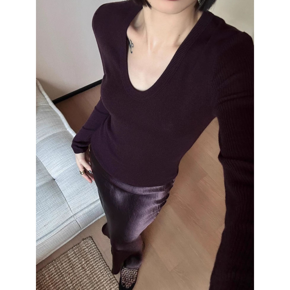 25春。店主私著。極簡氣質百搭 大U領修身單穿打底細針織長袖毛衣上衣-Euphoria Store-細節圖2