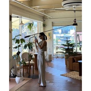 韓系。小眾冷淡風 撞色圓領拼接花邊無袖背心襯衫+高腰壓褶闊腿長褲套裝組-Euphoria Store-細節圖8