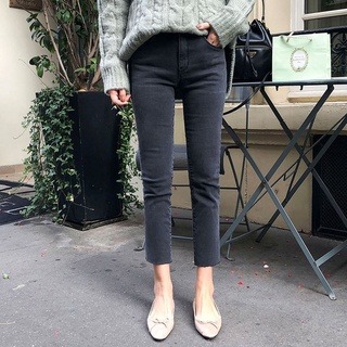 四季。新款基礎百搭實穿款 超美藏肉顯瘦煙灰色微喇叭水洗牛仔褲八分褲九分褲-Euphoria Store-細節圖4