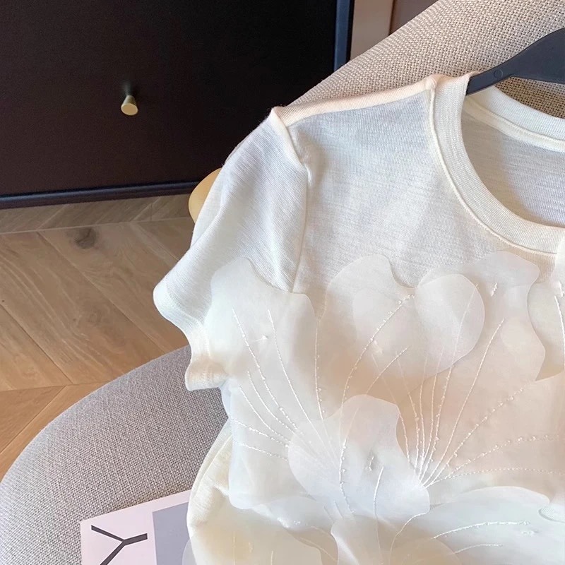 夏。簡約氣質 小眾設計立體花瓣🌺圓領修身短袖T恤上衣+寬鬆顯瘦高腰粉色微喇叭棉麻長褲闊腿褲-Euphoria Stor-細節圖9