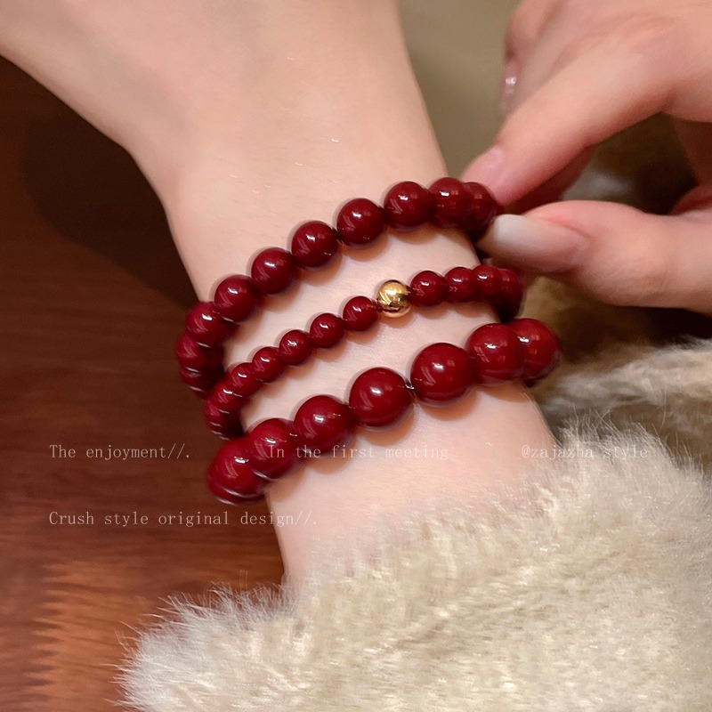 原創手作。小眾設計簡約高貴氣質 顯手白 安可拉紅貝珠vs小金珠單帶疊帶閨蜜手鍊-Euphoria Store-細節圖2