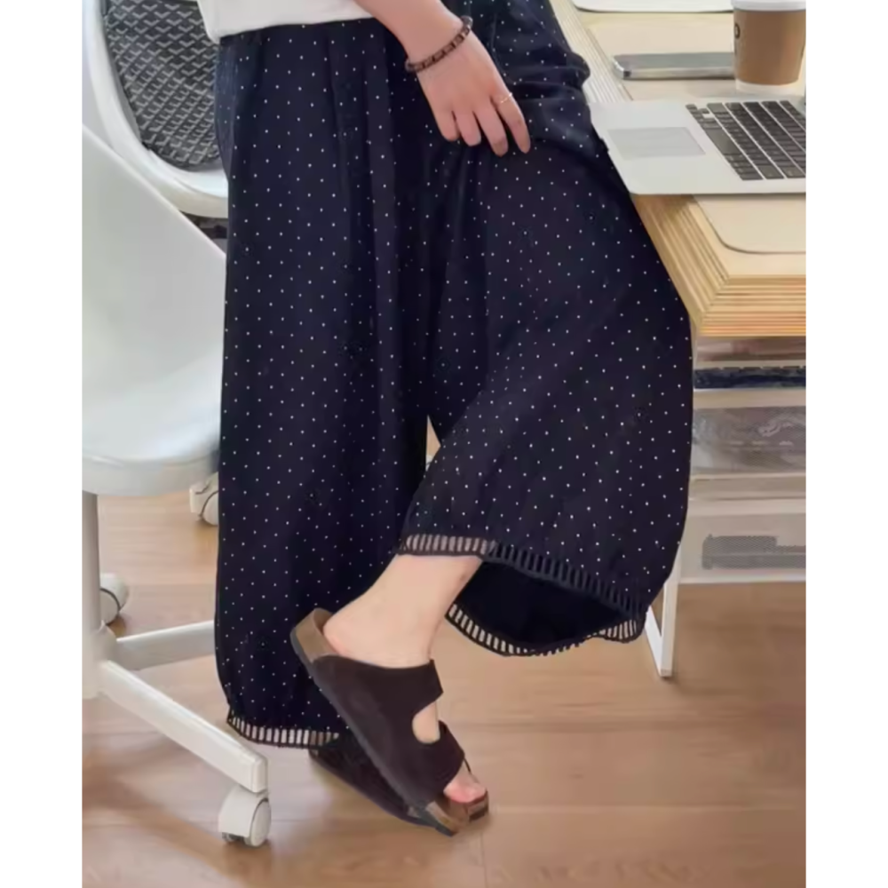 夏。慵懶隨意 透氣不悶 鬆緊腰高腰遮胯 下擺重工花邊藏藍色波點闊腿褲九分褲燈籠褲-Euphoria Store-細節圖6