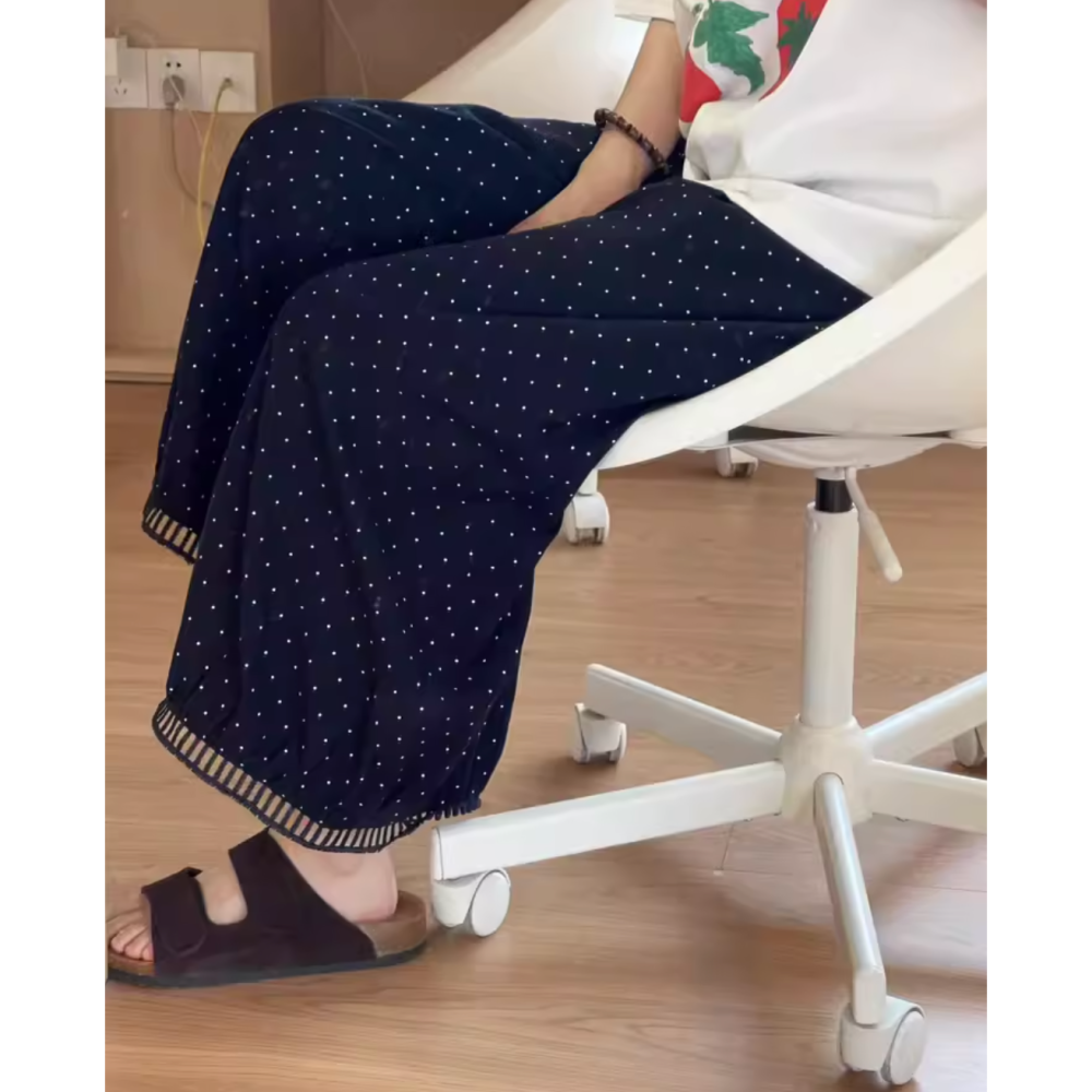夏。慵懶隨意 透氣不悶 鬆緊腰高腰遮胯 下擺重工花邊藏藍色波點闊腿褲九分褲燈籠褲-Euphoria Store-細節圖7