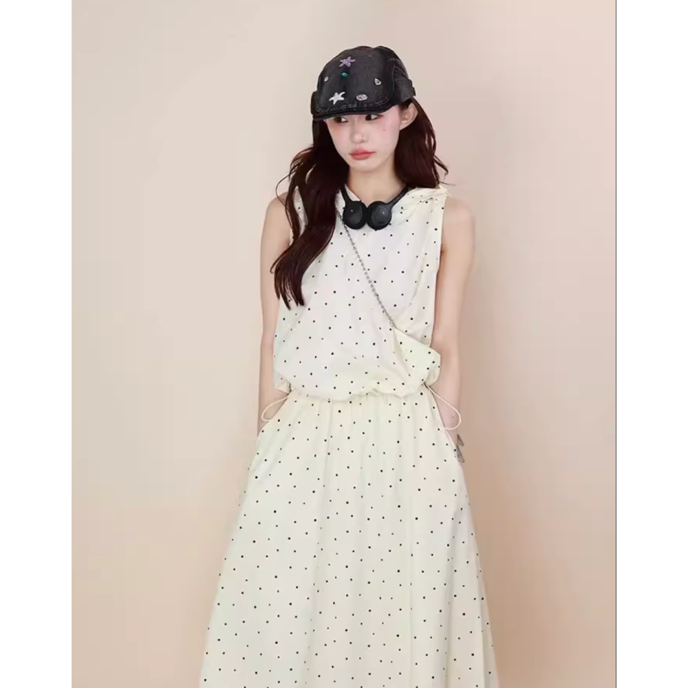 夏。懶人穿搭 簡約小清新 水玉點下擺可縮無袖連帽背心上衣+高腰鬆緊腰A字長裙套裝組-Euphoria Store-細節圖6