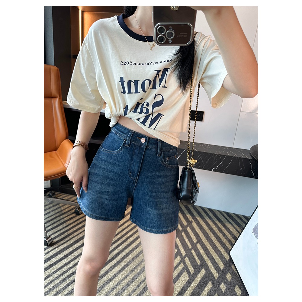 四季。基礎百搭修身款 後口袋M刺繡 顯瘦提臀高腰水洗彈力牛仔短褲A字闊腿熱褲-Euphoria Store-細節圖5