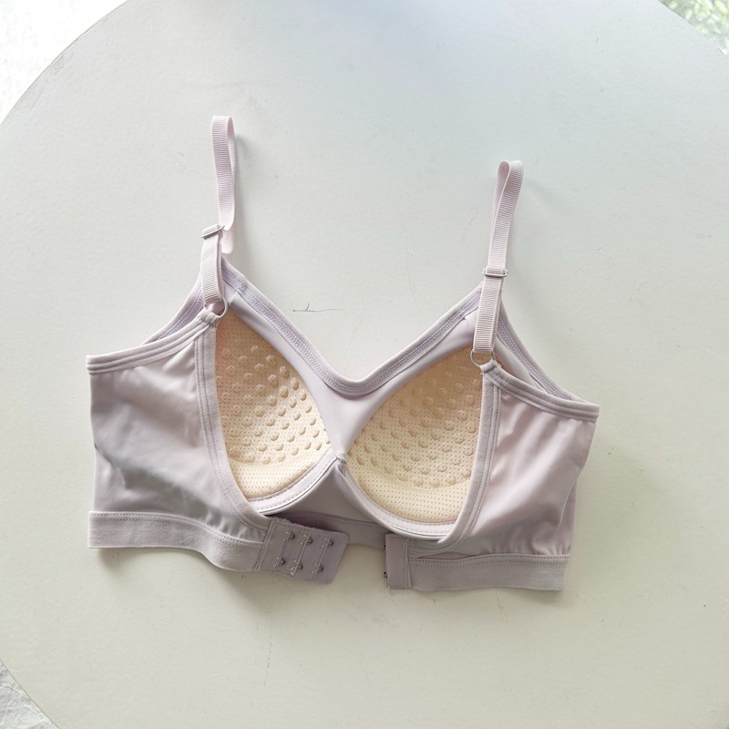 店主私著。韓版美背設計 淺色 透氣網孔&下擺托高海綿 一體成形薄款無痕冰絲無鋼圈內衣-Euphoria Store-細節圖3