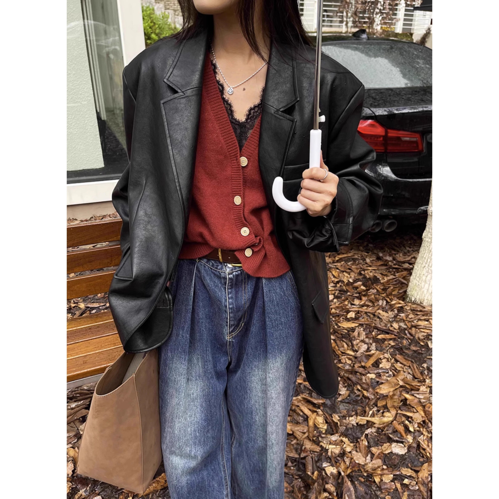 初秋。滿滿精緻 單穿疊穿都可以 微性感V領蕾絲緹花豎條無袖細針織背心上衣毛衣-Euphoria Store-細節圖4