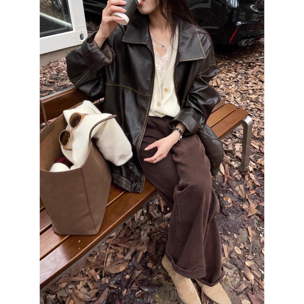 初秋。滿滿精緻 單穿疊穿都可以 微性感V領蕾絲緹花豎條無袖細針織背心上衣毛衣-Euphoria Store-細節圖7