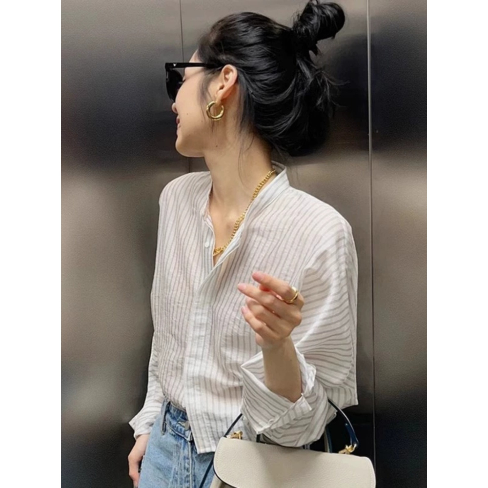 初秋。簡約知性氣質百搭 細豎條寬鬆修身短款長袖襯衫防曬上衣薄款外套-Euphoria Store-細節圖3